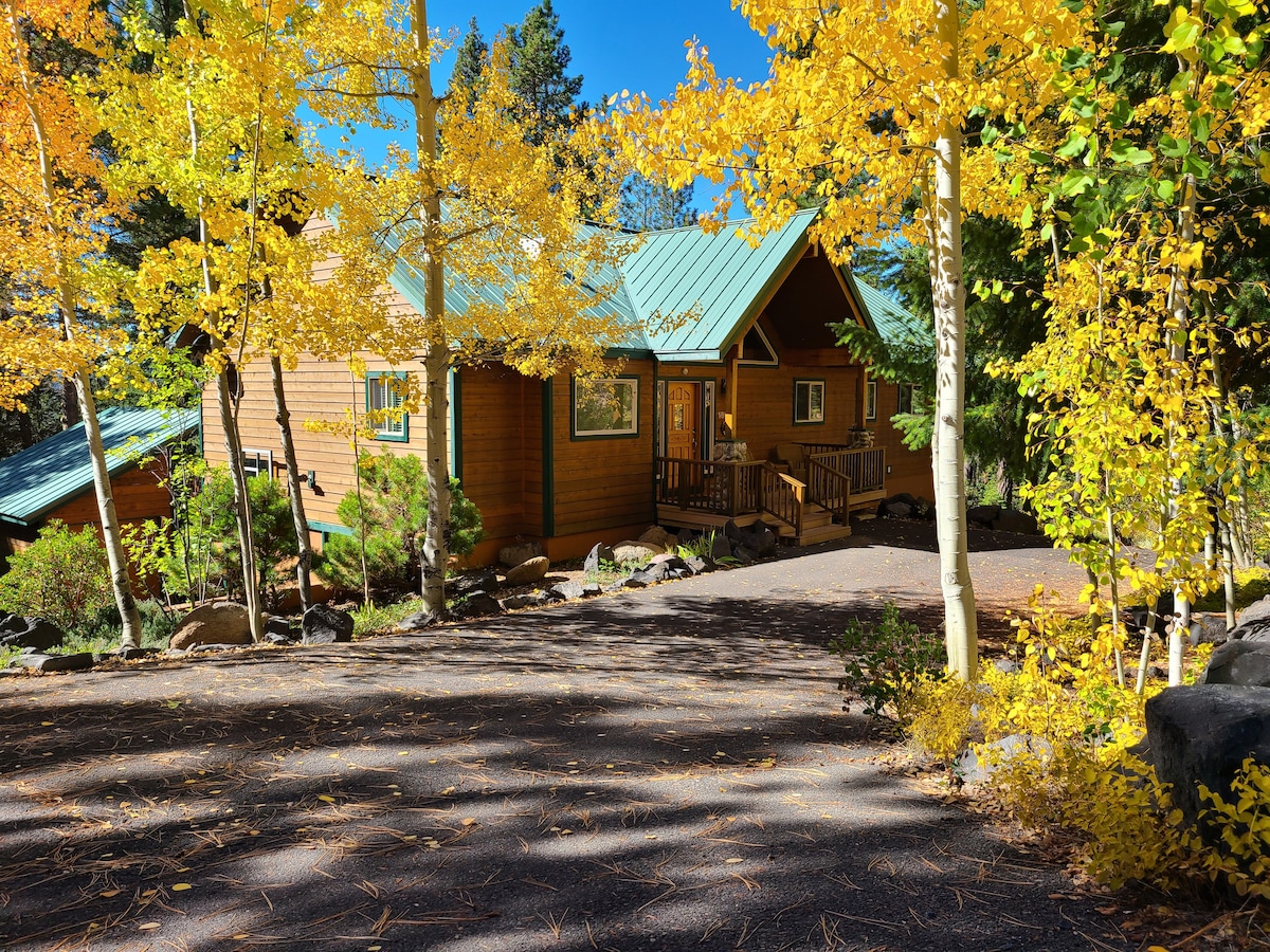 Large Mountain Home Near Lakes