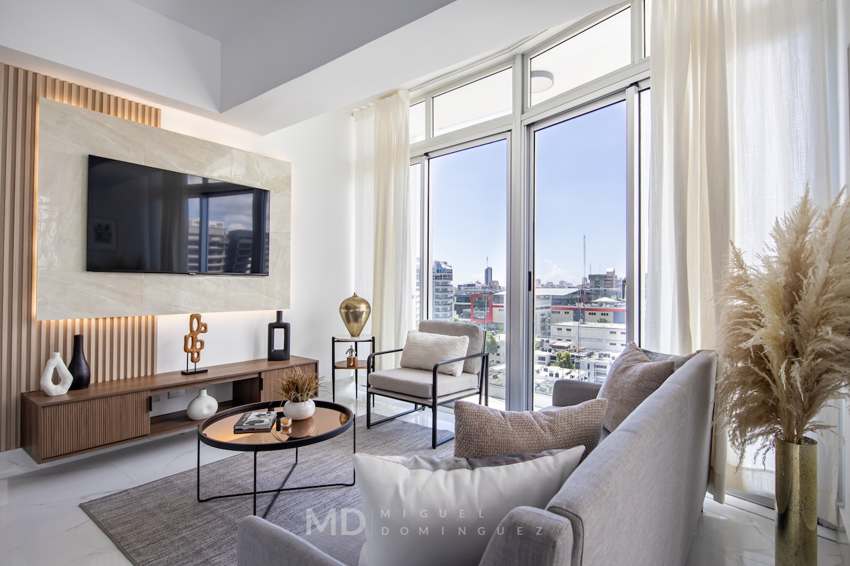 𝑫'𝑾𝒐𝒐𝒅𝒔—LuxeCondo | Pool-Sauna-VIEWS @DTSD