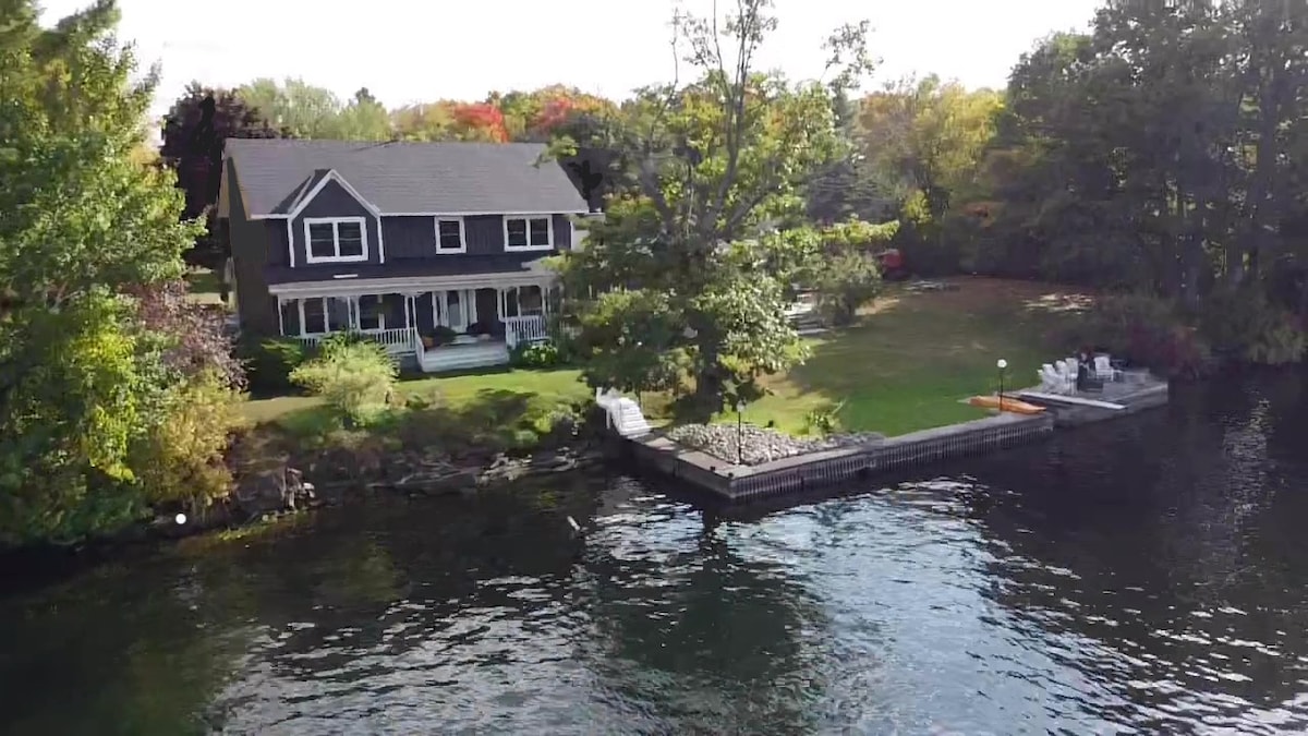 Oakes Oasis on the Rideau