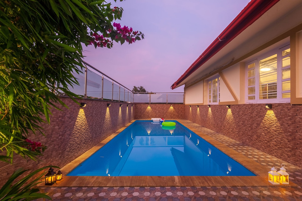 4 BHK Villa w/Pool+Lawn+Balcony @ Lonavala