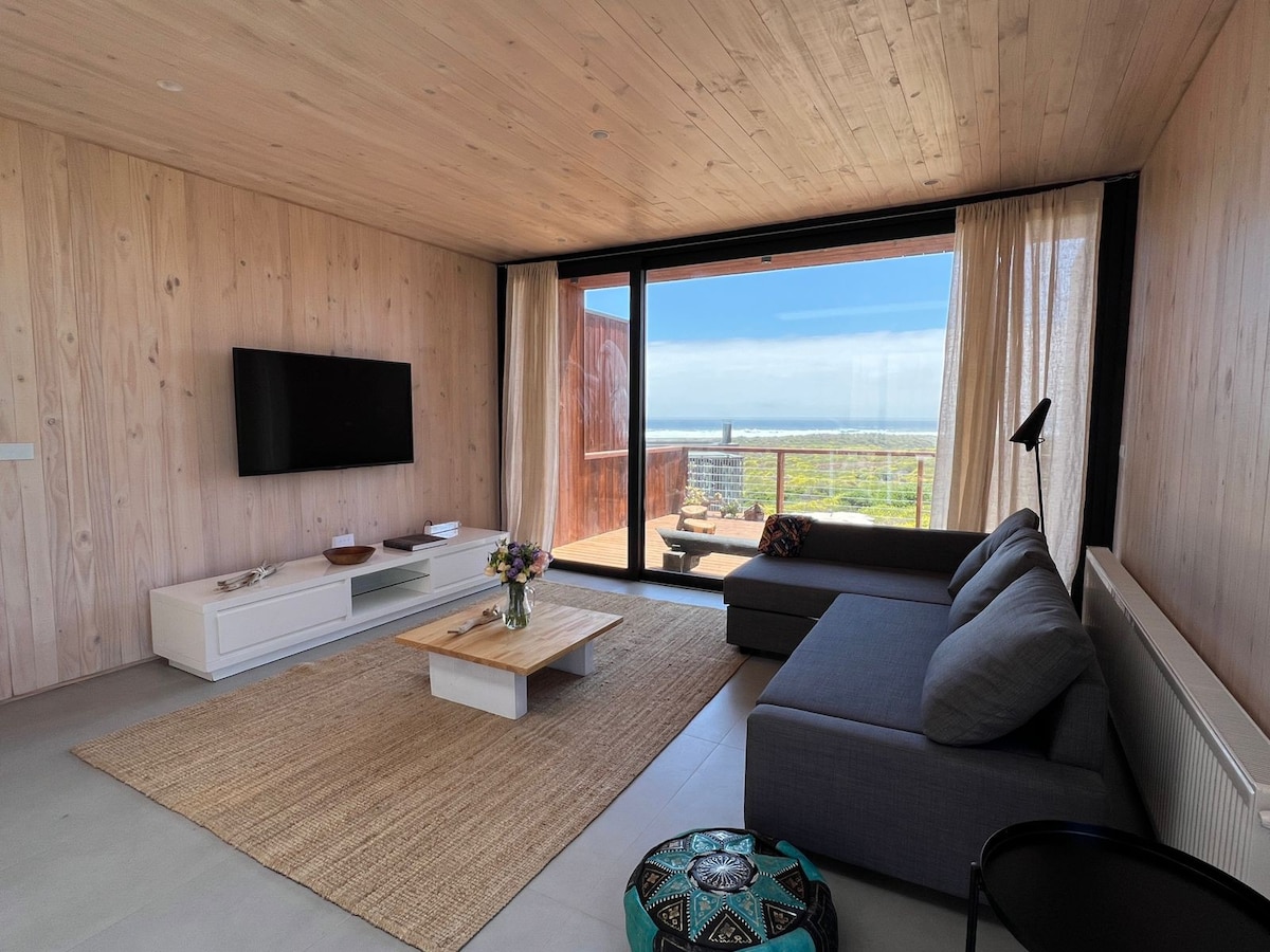 Casa nueva en condominio con acceso directo playa