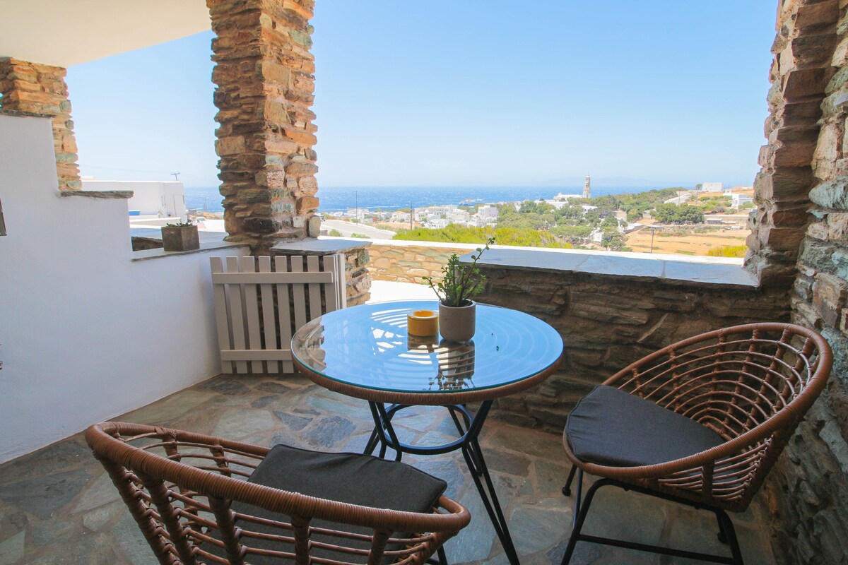 GF SeaView Apartment in Enea Tinos