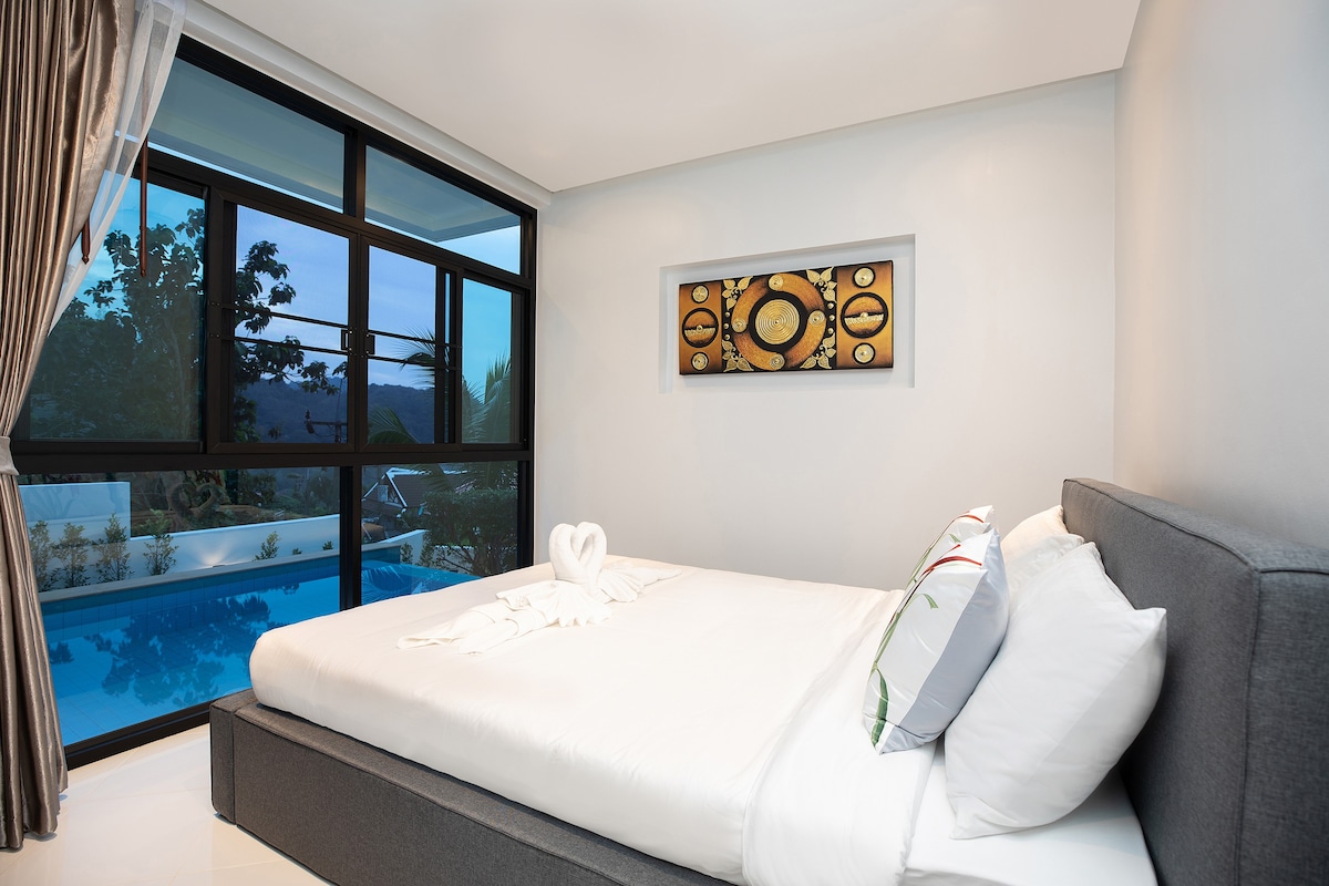 King Size Sea View Villa with Plunge Pool Sleeps 6