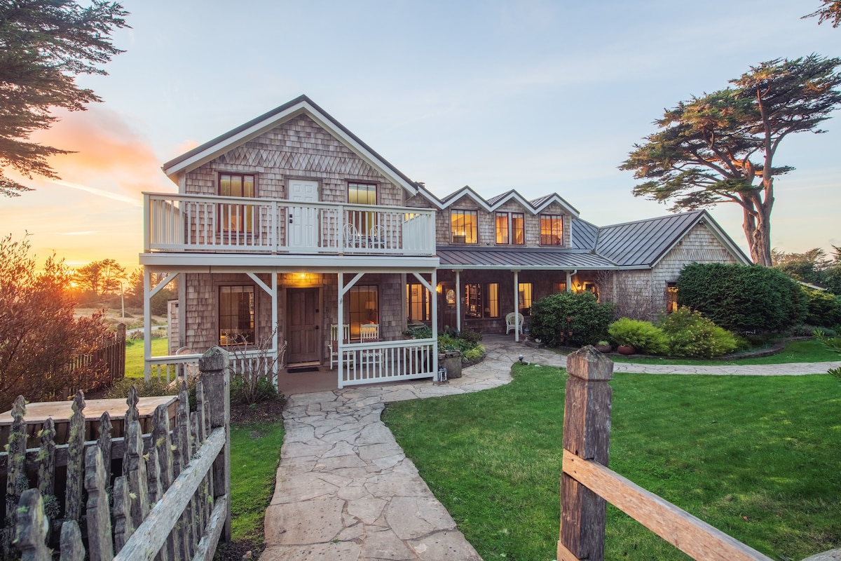 Spectacular Coastal Estate