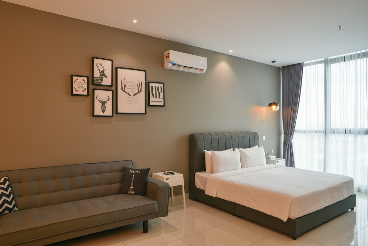 Atria PJ @ Premium King Bed & direct link to mall