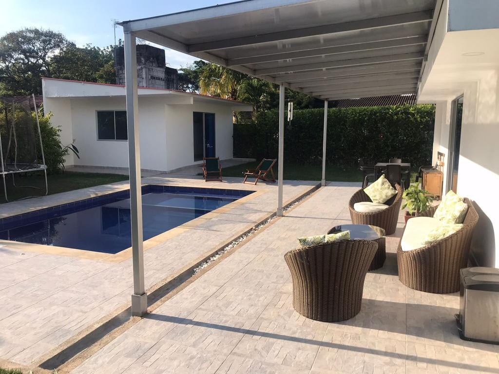 Casa con piscina en Guaduas