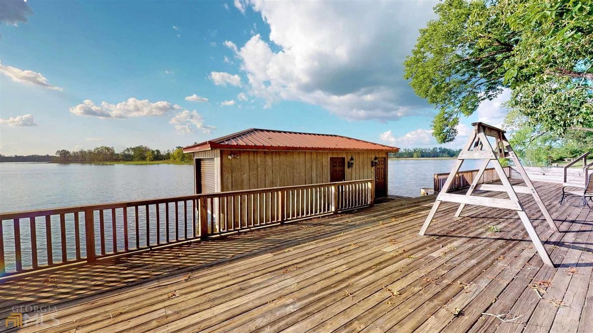 Lake House on Cromartie Beach