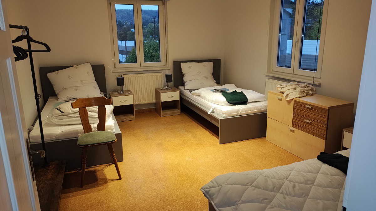 Wohnung bis 10 Personen, großer Parkplatz+WLAN