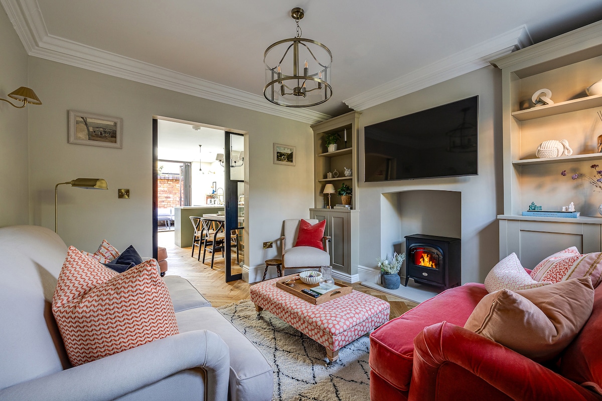 *NEW* Little Pyecroft House, Chester