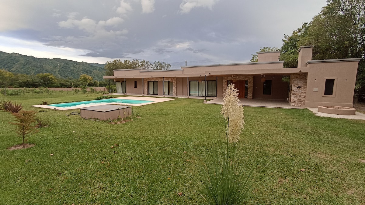 Casa de Campo en Lozano