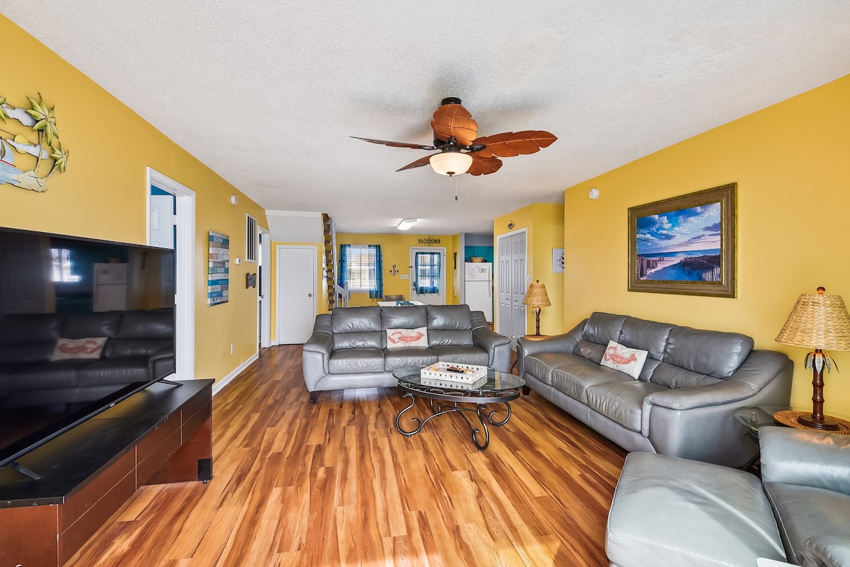 Shore Delight-6BR/4BA Oceanfront Home-Pet Friendly