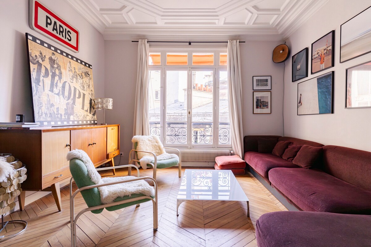 Family apartment center paris 8th- by AskMeFrance
