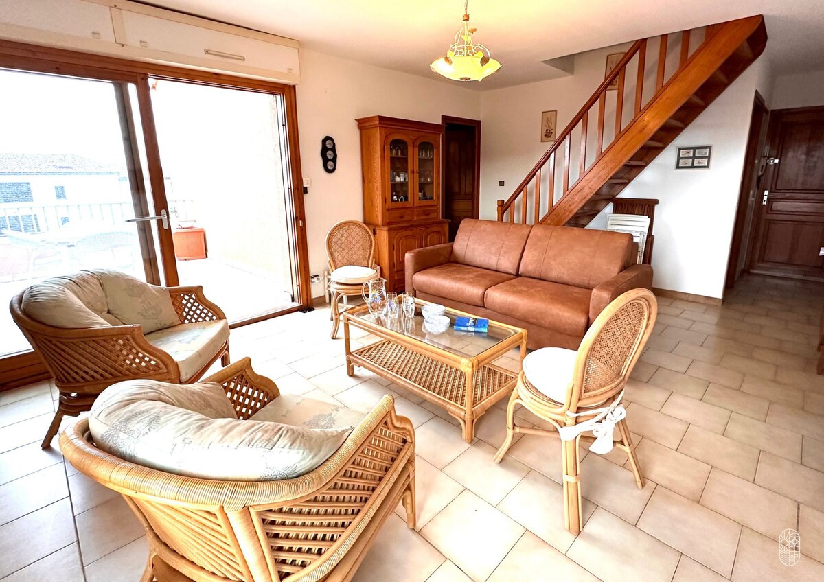 Appartement 6 personnes avec vue 100 m plage