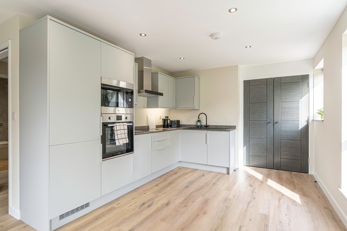 Stylish 2 bedroom Apartments in Derby