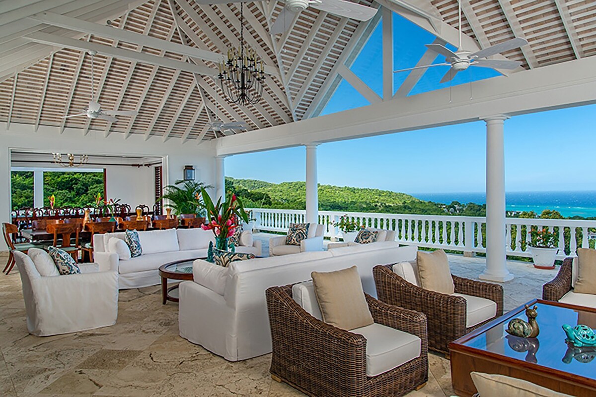 "NEW" Villa Amana - Up to 20 persons, Montego Bay