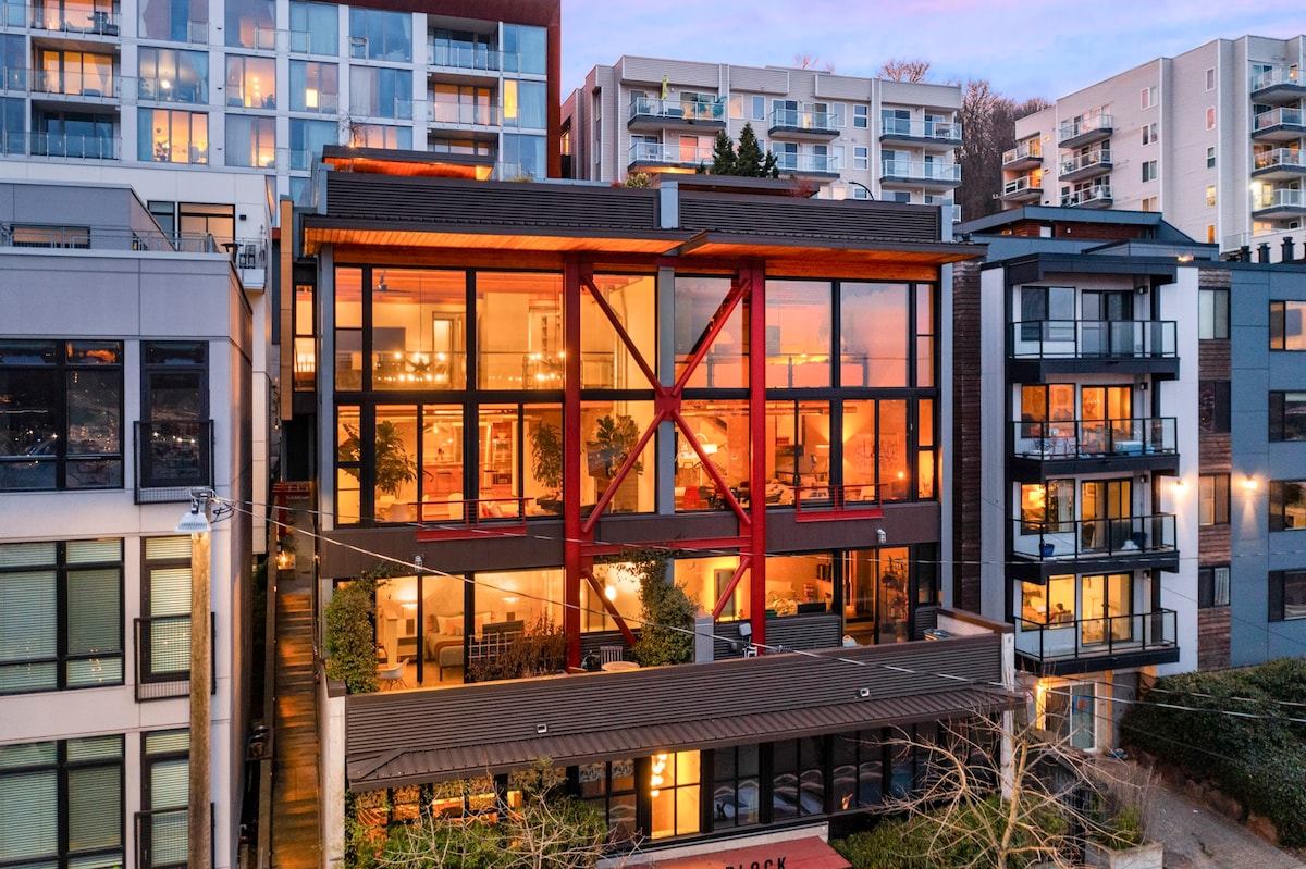 Lux Lake Union Modern Townhome Breathtaking Views