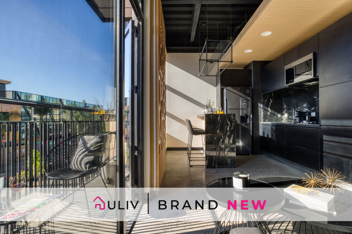 New Apt w/Balcony | GYM+B/Lounge+Patio