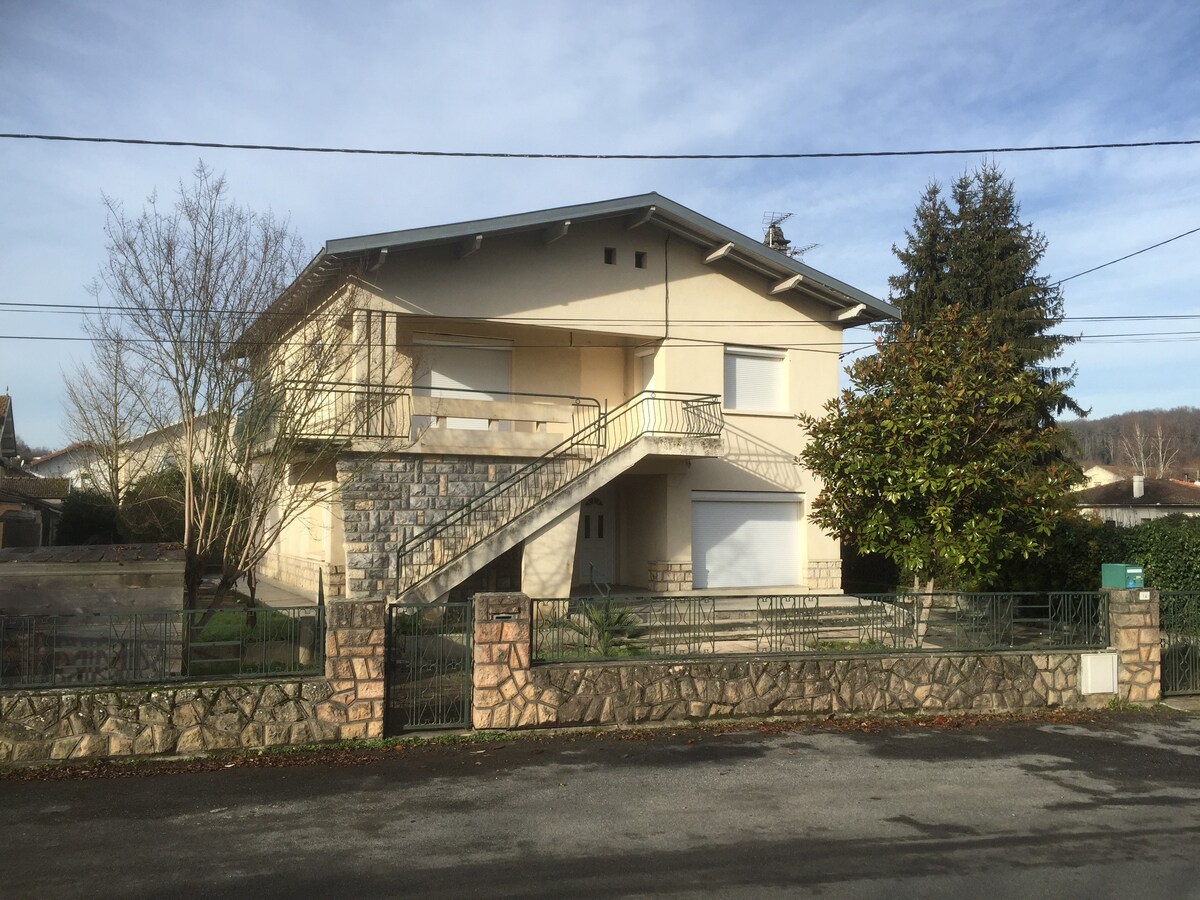 Appart 90m² maison individuelle