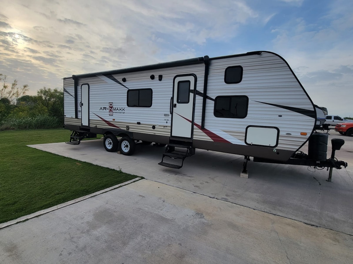 Cleo Rentals RV