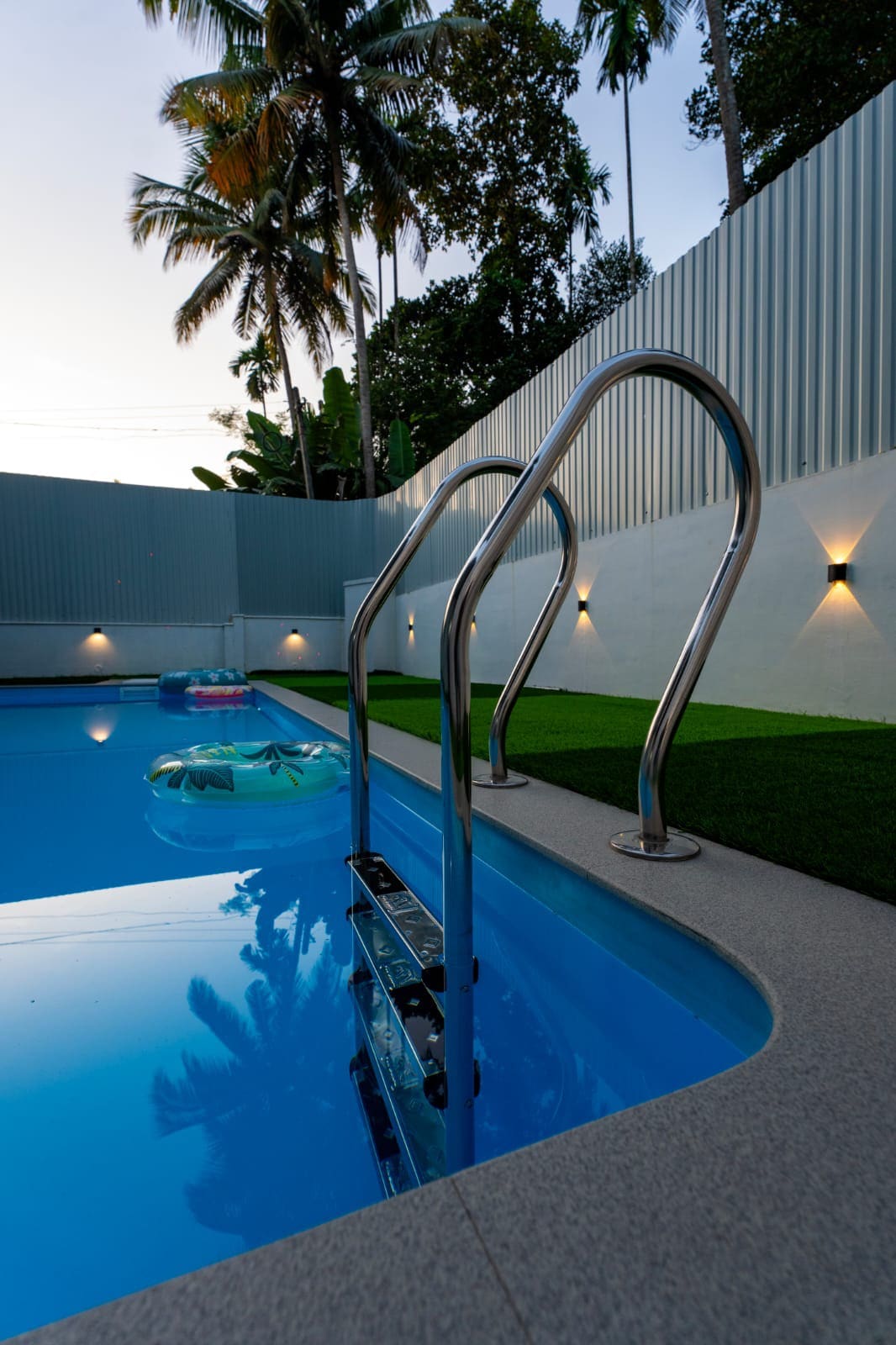 Luxury Pool Villa Athirapilly