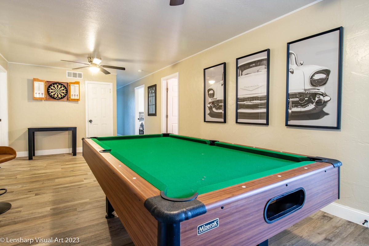 Ultimate Relaxation Retreat w/ Game Room & Hot Tub