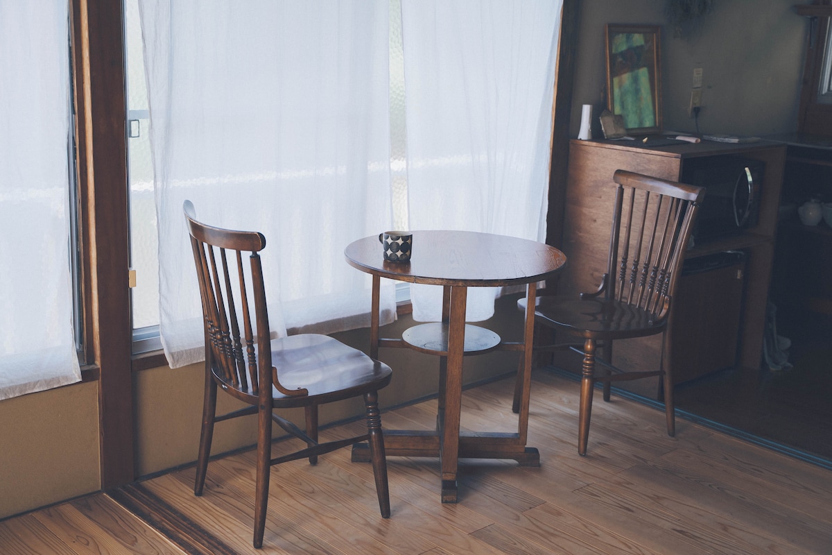 nostalgic apartment  in Oiso
大磯暮らしを愉しむ古民家アパート