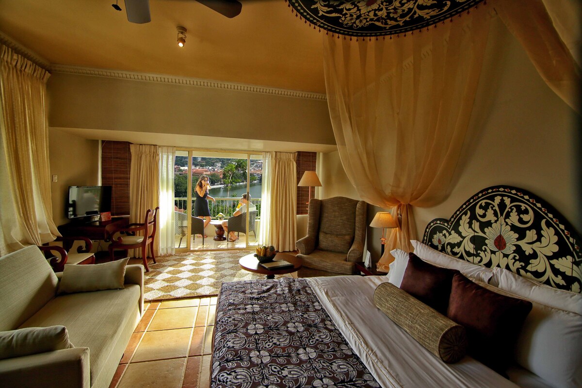 Luxury Villa with MAP at Sigiriana Dambulla