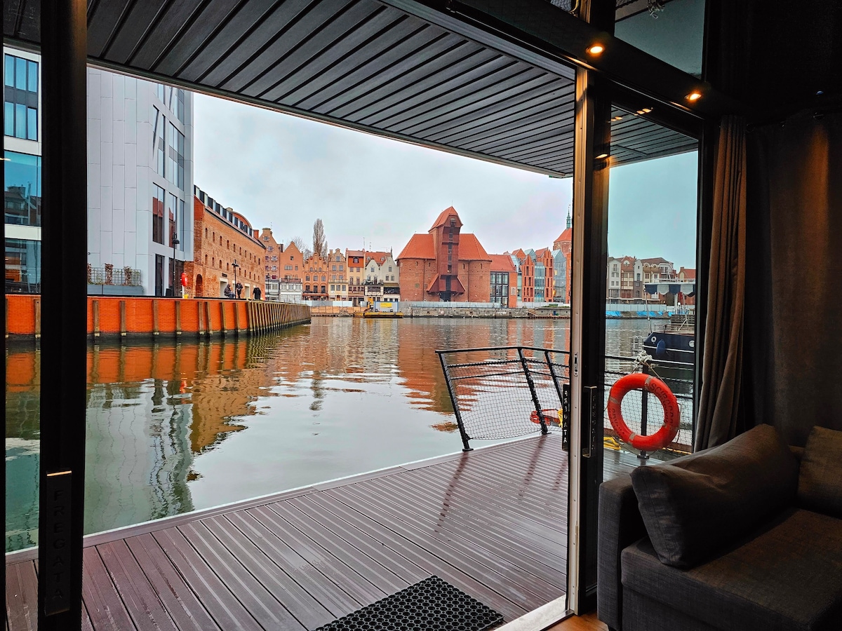 Houses on water Apartment Korweta Gdansk Old Town