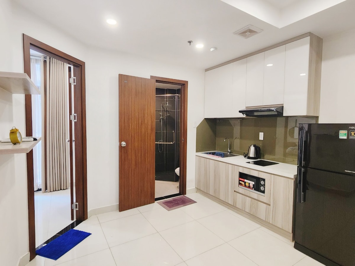 Peaceful 1-bedroom near Phan Xich Long, Dakao D1