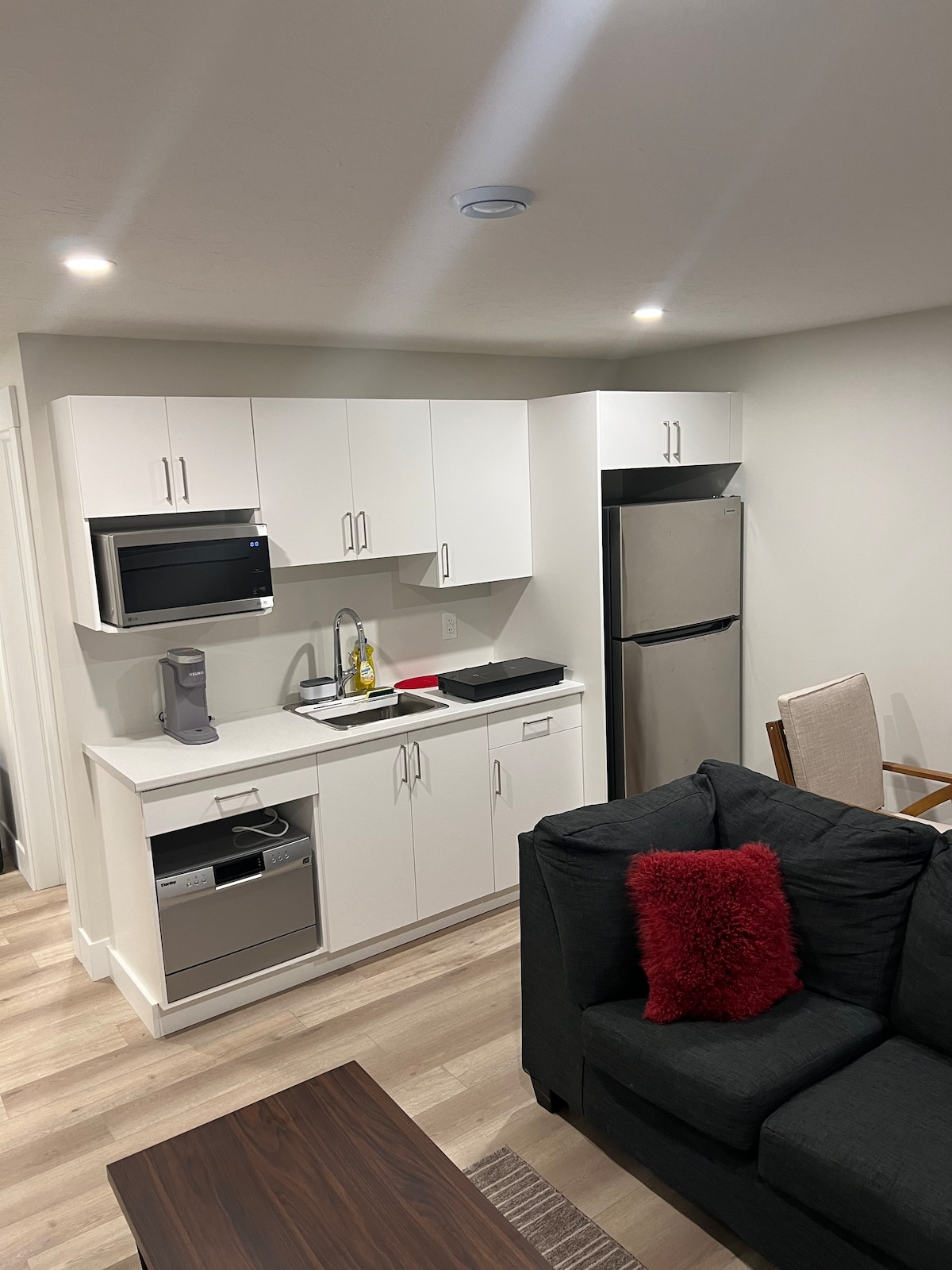 Cozy 1 Bedroom Apt in Moncton