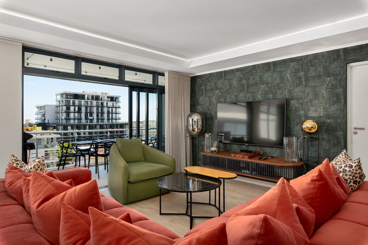 Penthouse Living in Sea Point | Ocean Views
