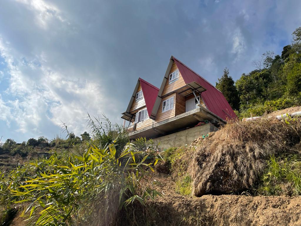 Free Soul's Stay: A-frame cosy cabin in Darjeeling