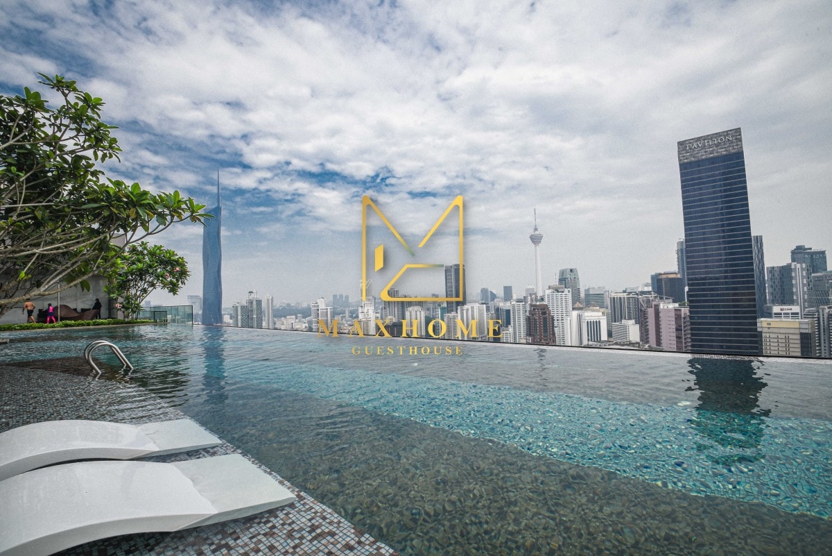 Sky pool@Axon Bukit Bintang Studio A5N