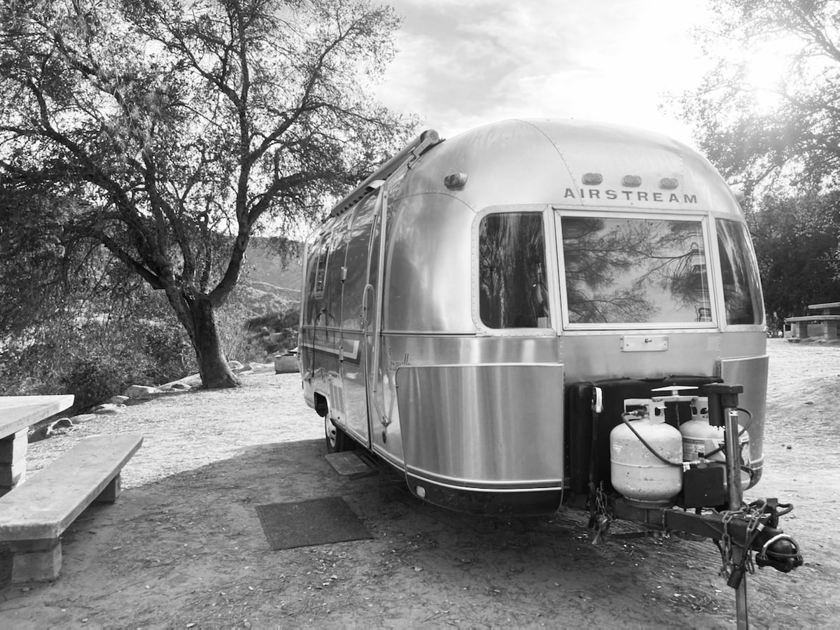 Vintage Airstream 21' / My Sweet 'Trip'