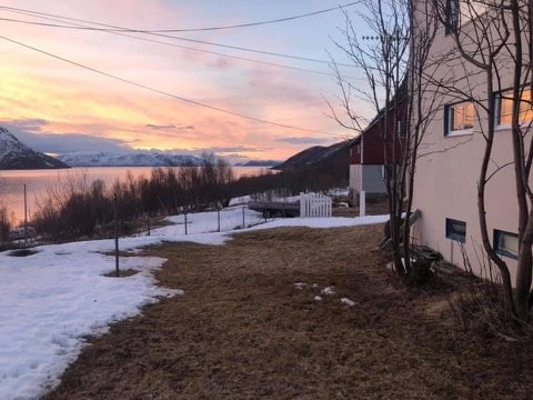 The old general store at Storsandnes (3 bedrooms)