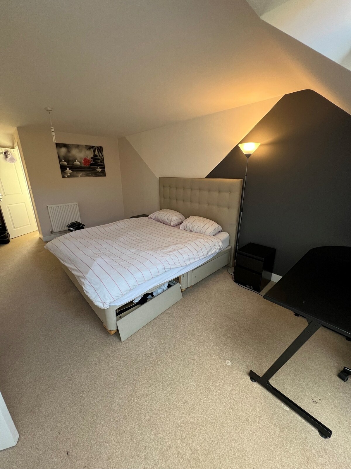 King-size bedroom in 4 bed house