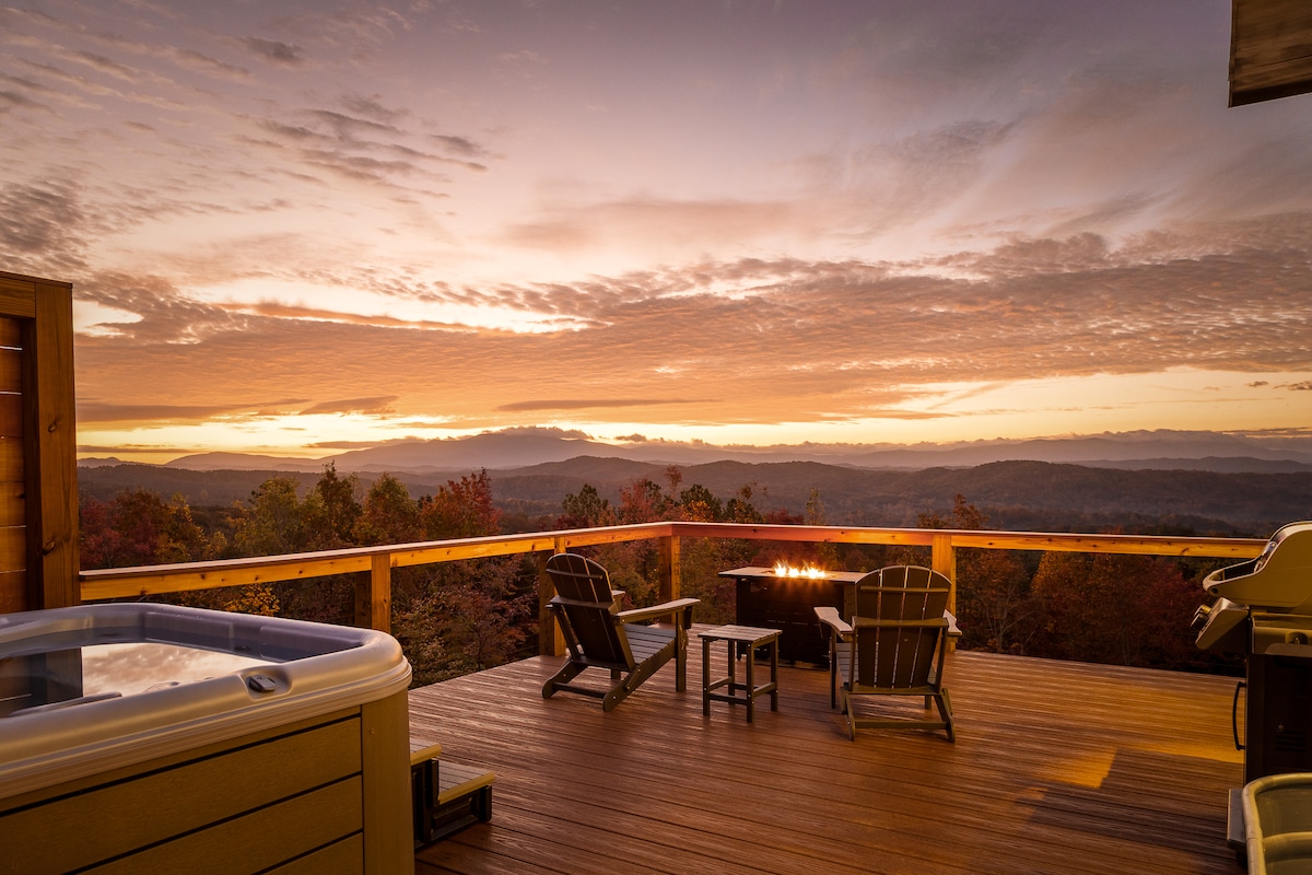 New! Mntn Studio: Stunning Views, Hot Tub & Trails