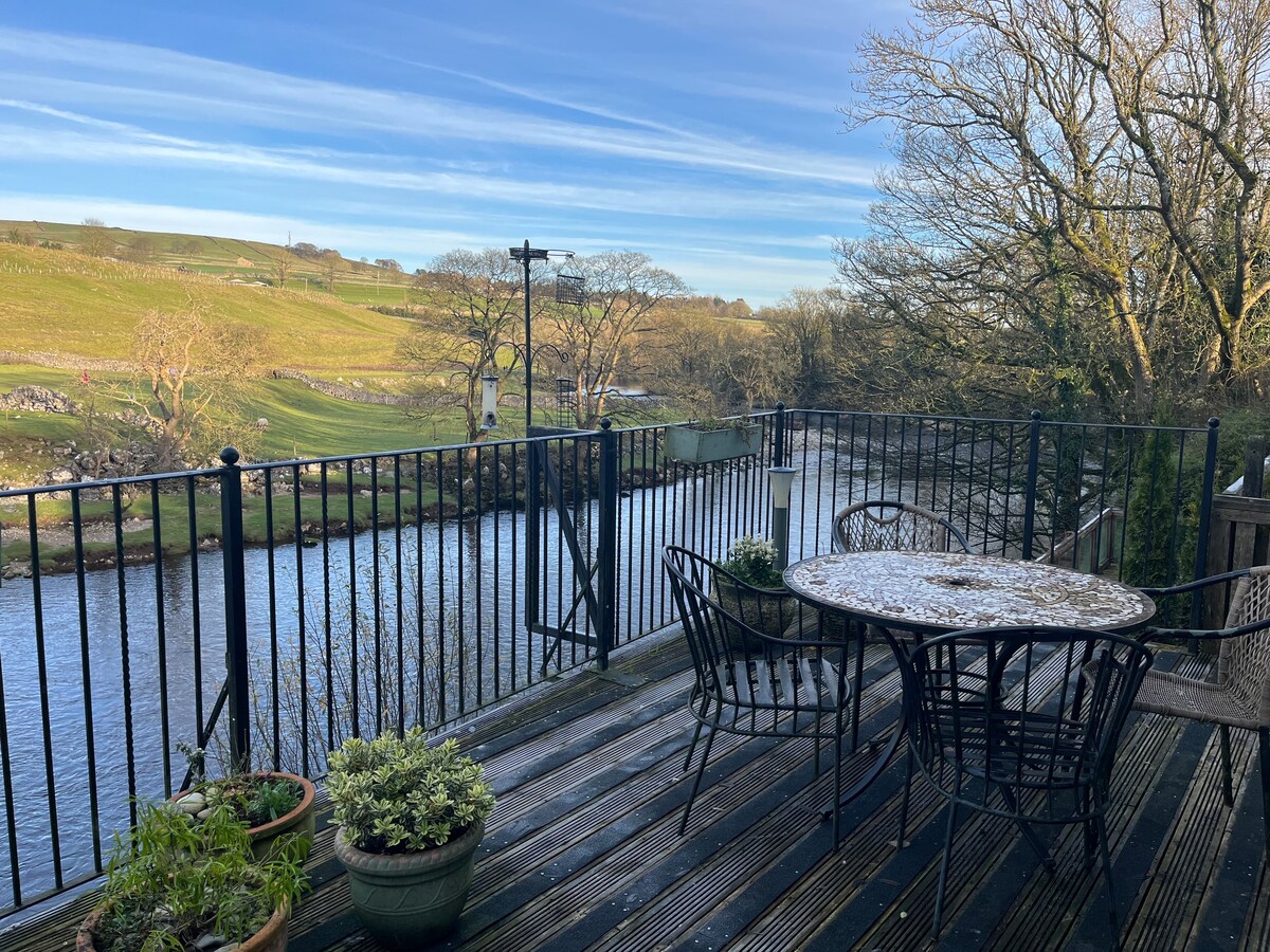 Stunning Dales cottage