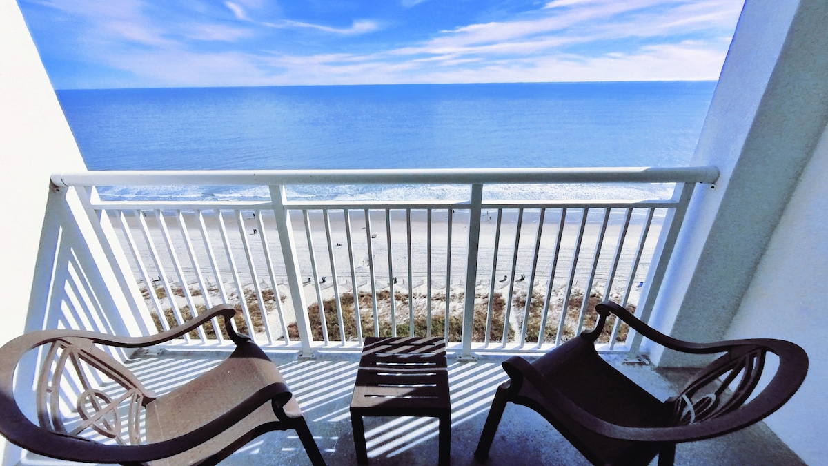 NEWLY Renovated Coastal Escape Oceanfront Paradise