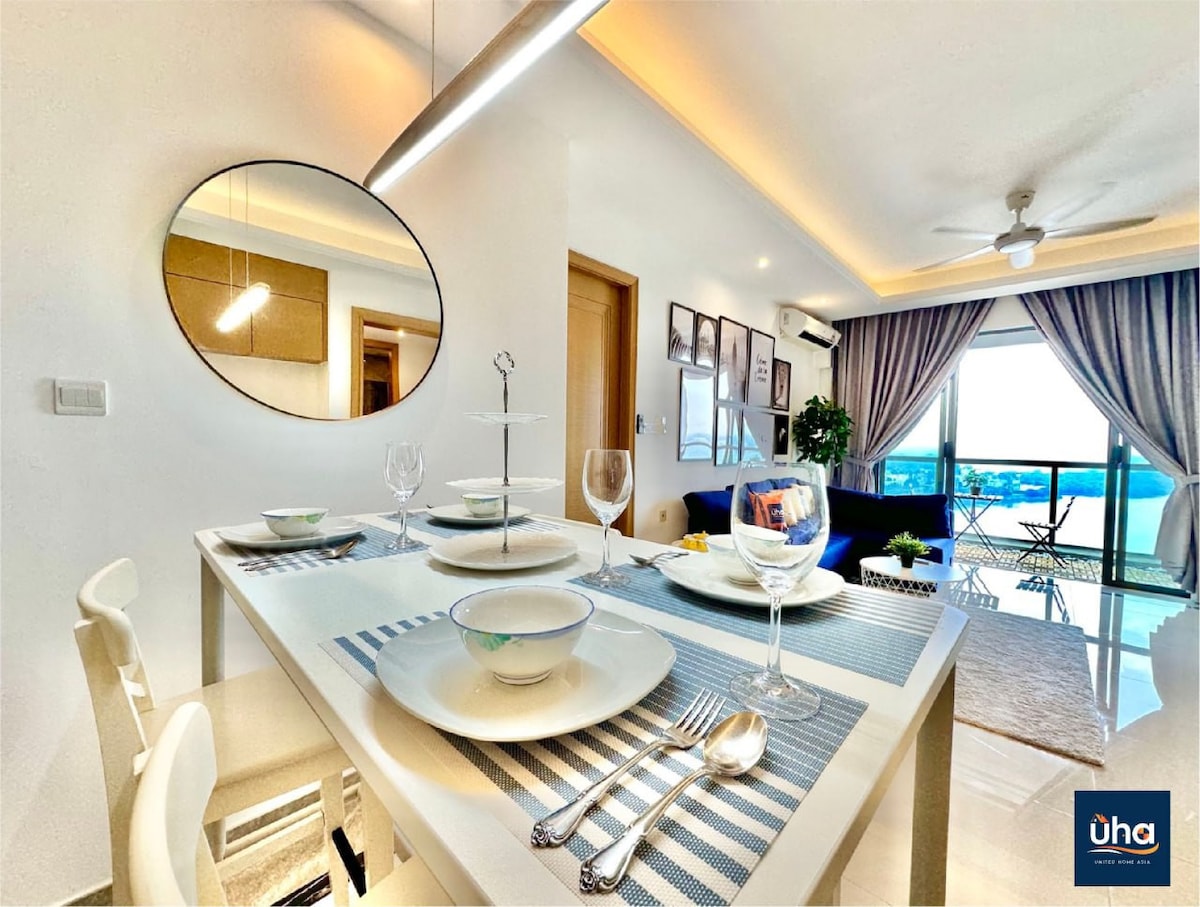 Pica Suite . R&F @ 2BR 4Pax Seaview near CIQ