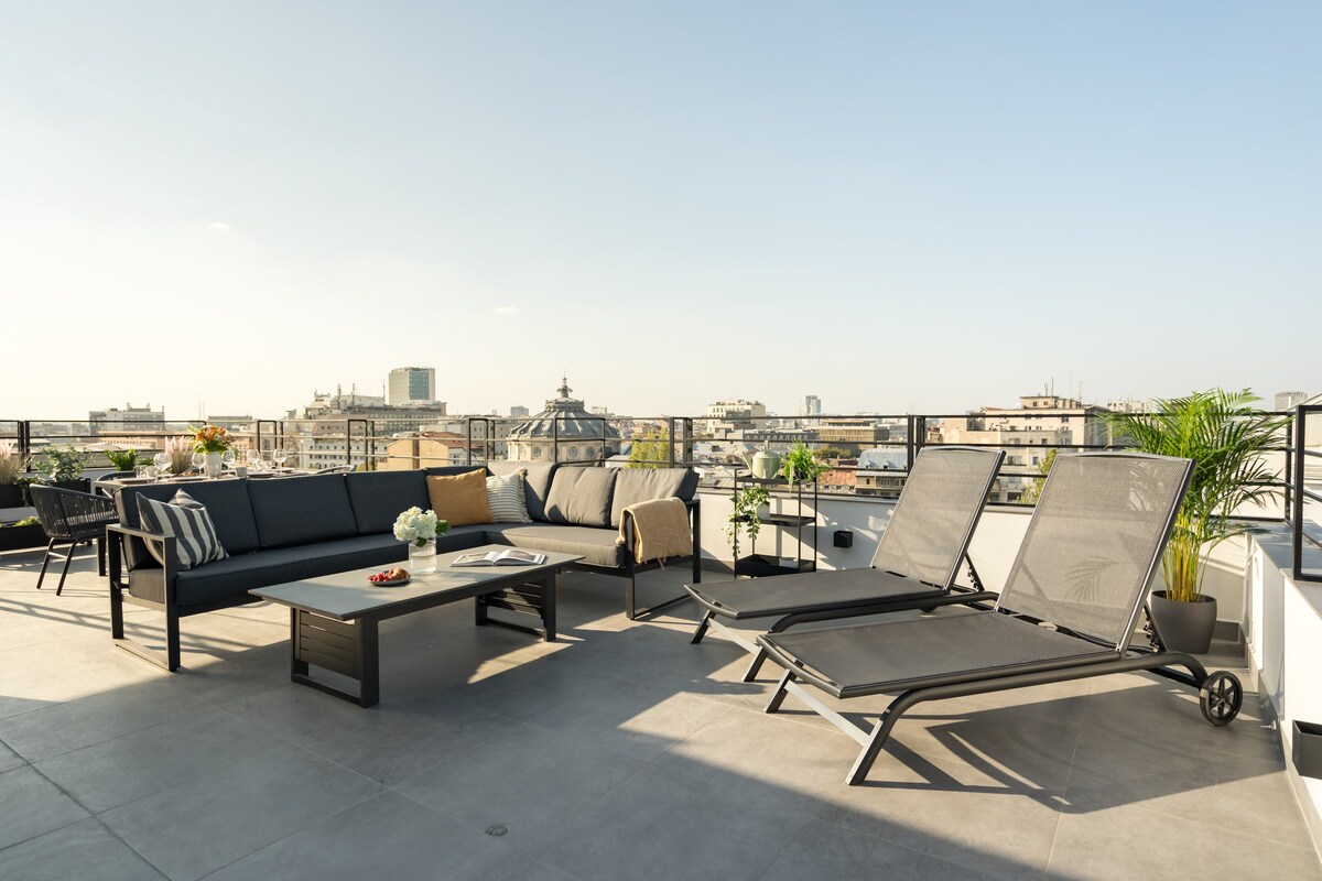 Spectacular Terrace Bright 2BR Penthouse