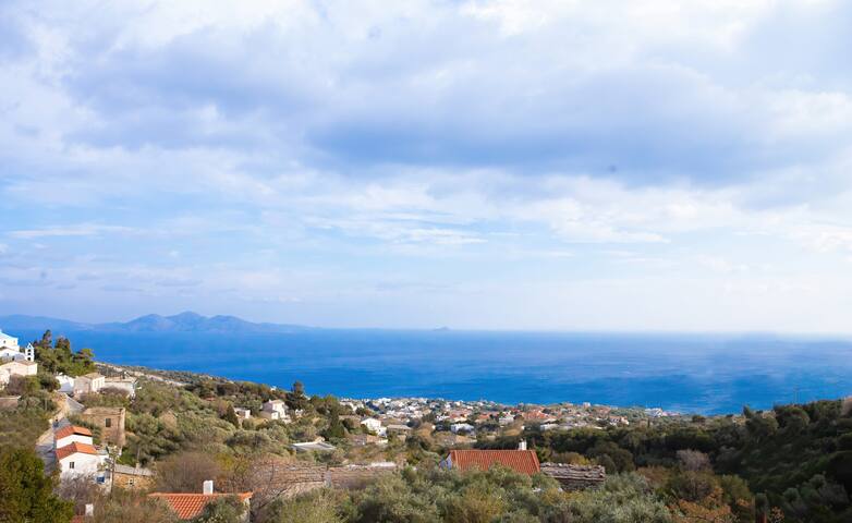 Agios Kirykos的民宿
