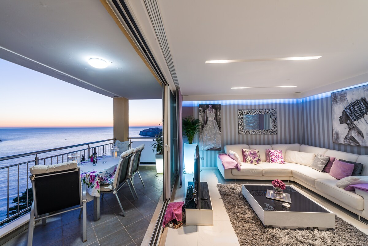 Luxury Apartment Violet I Sea view I Free parking