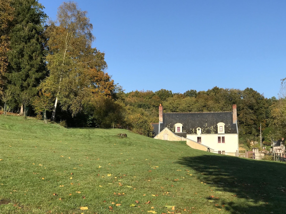 Manoir du 17eme pour 10p avec spa.