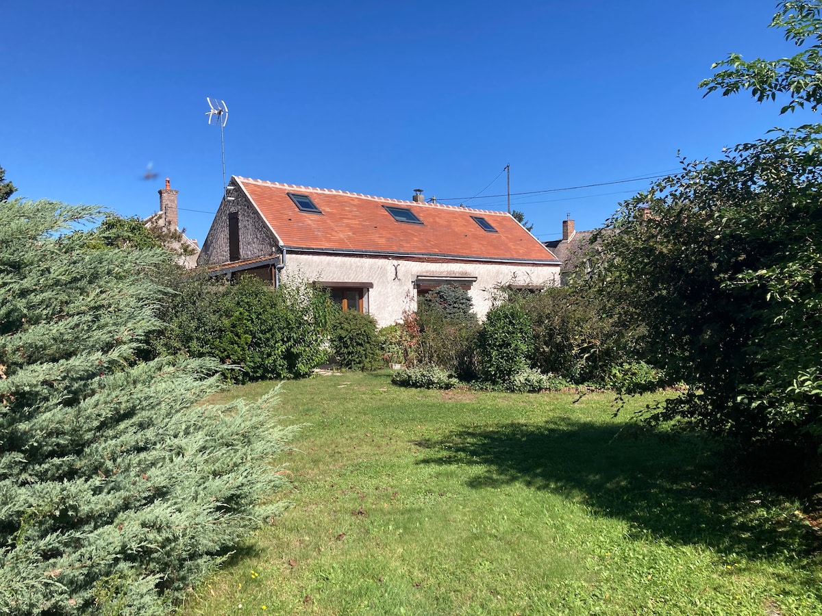 Charmante Maison avec Jardin dans le Val de Loire