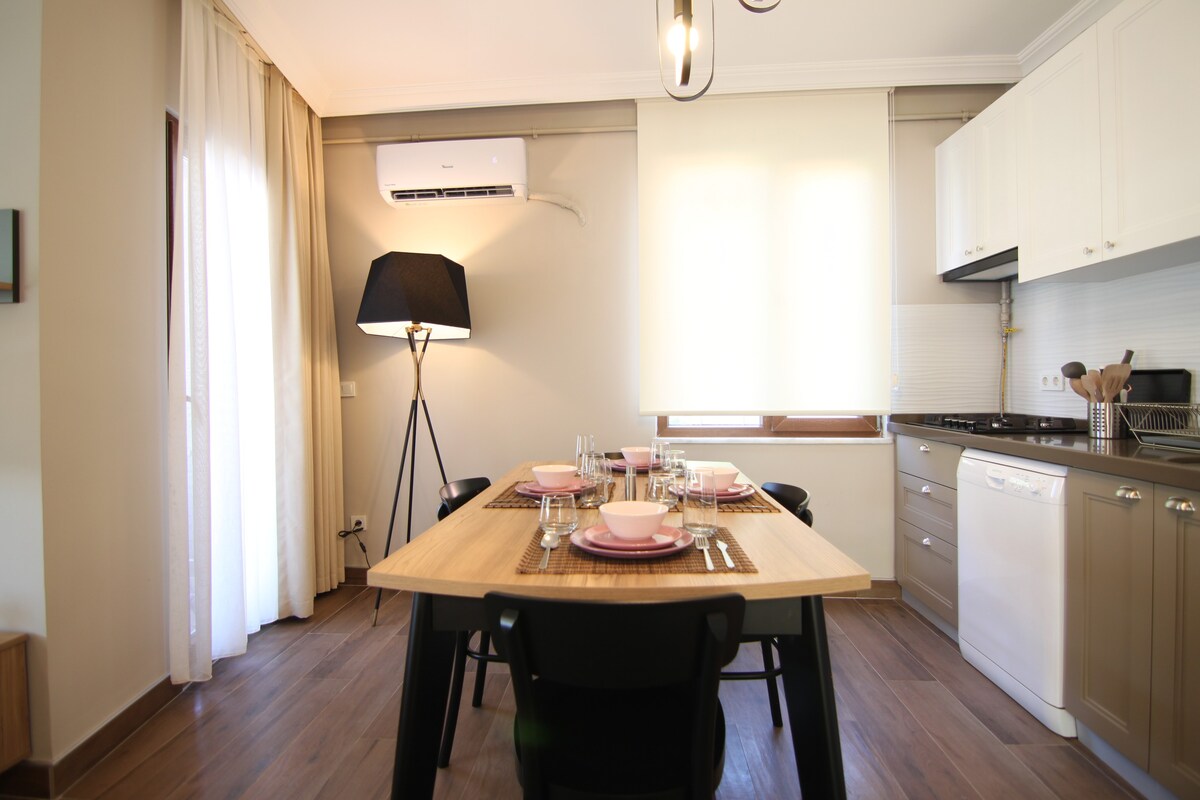 7- 2BR Balcony, 350m Golden Horn