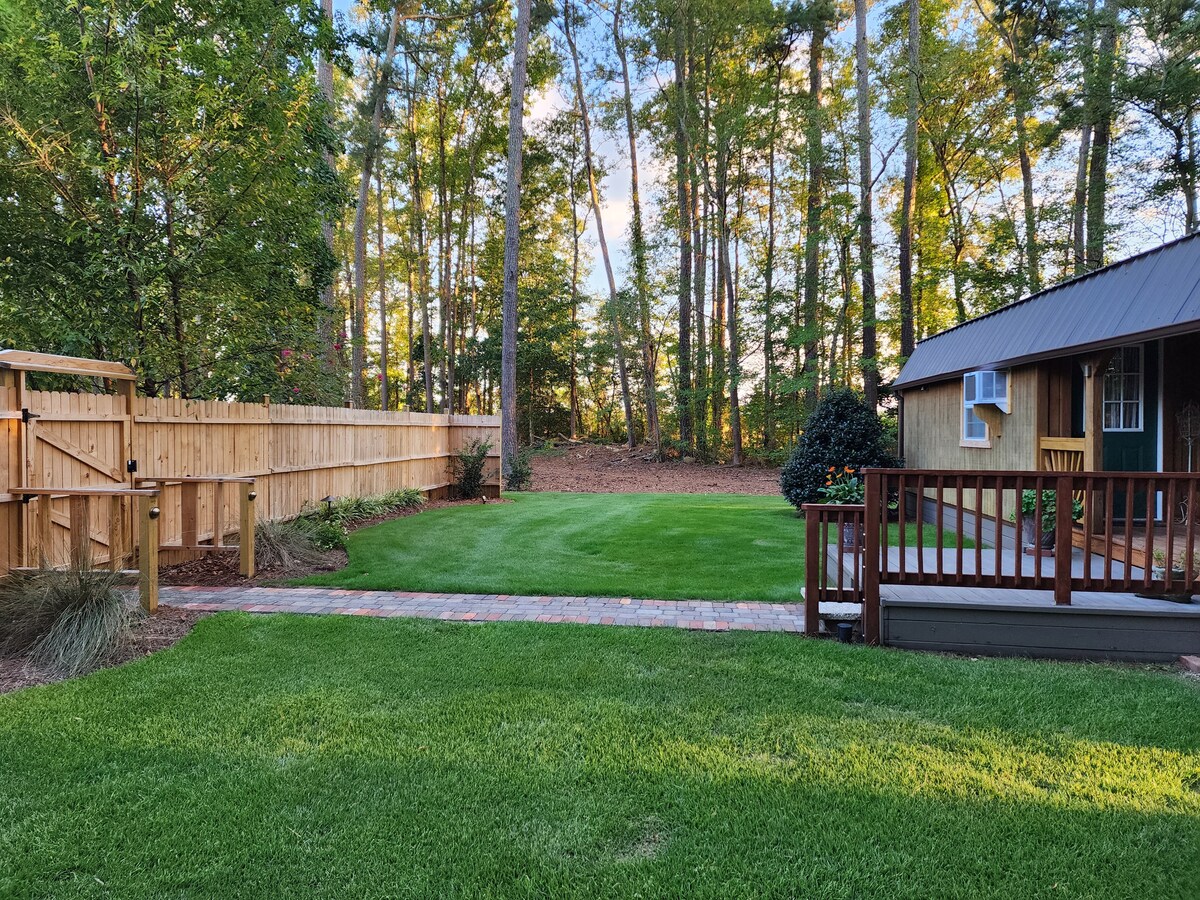 Country Lane Cabin