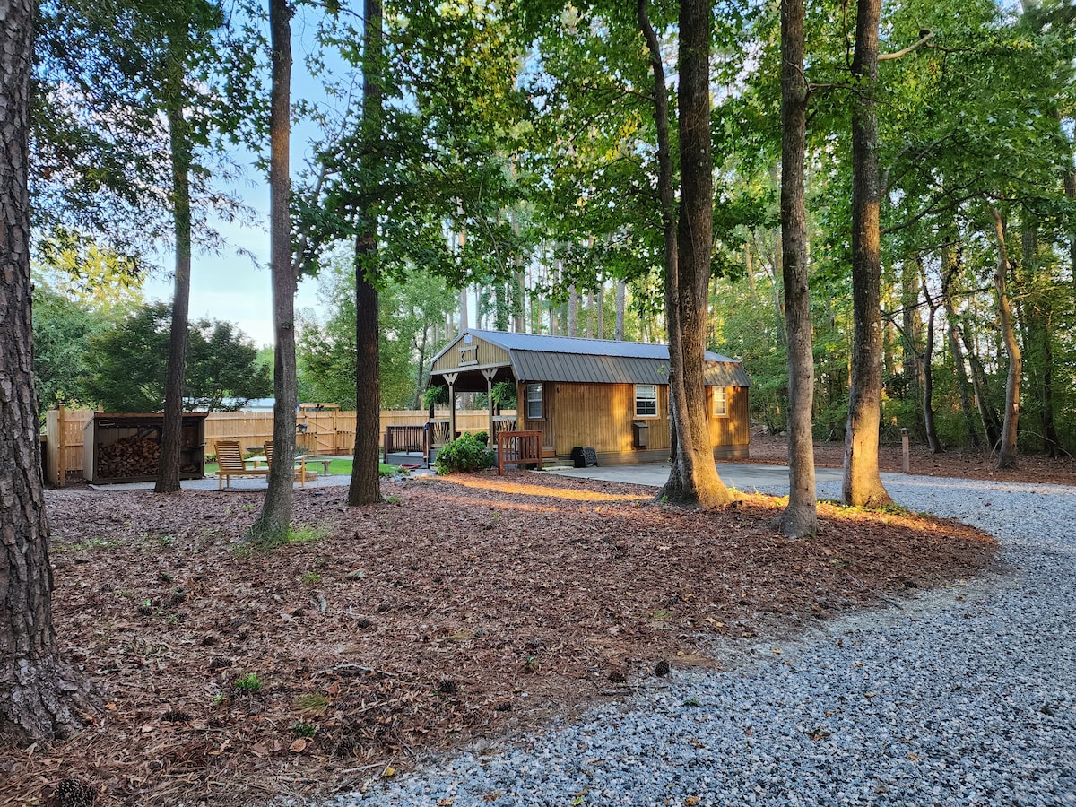 Country Lane Cabin