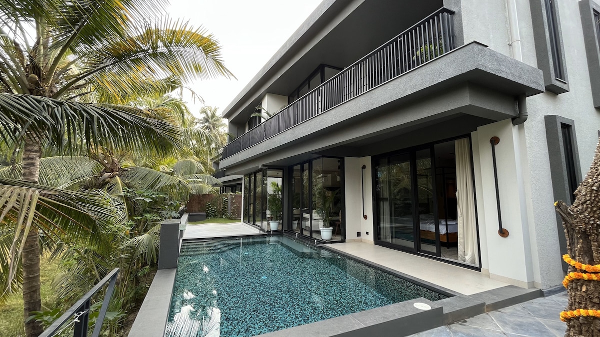 7bhk Spanish Luxury Villa with Pvt Pool near beach