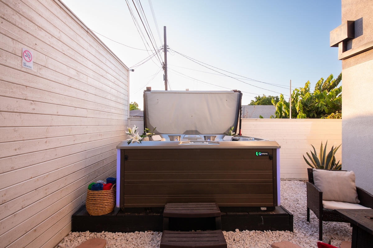 HOT TUBE | Free Parking | GRILL | FIRE PLACE |